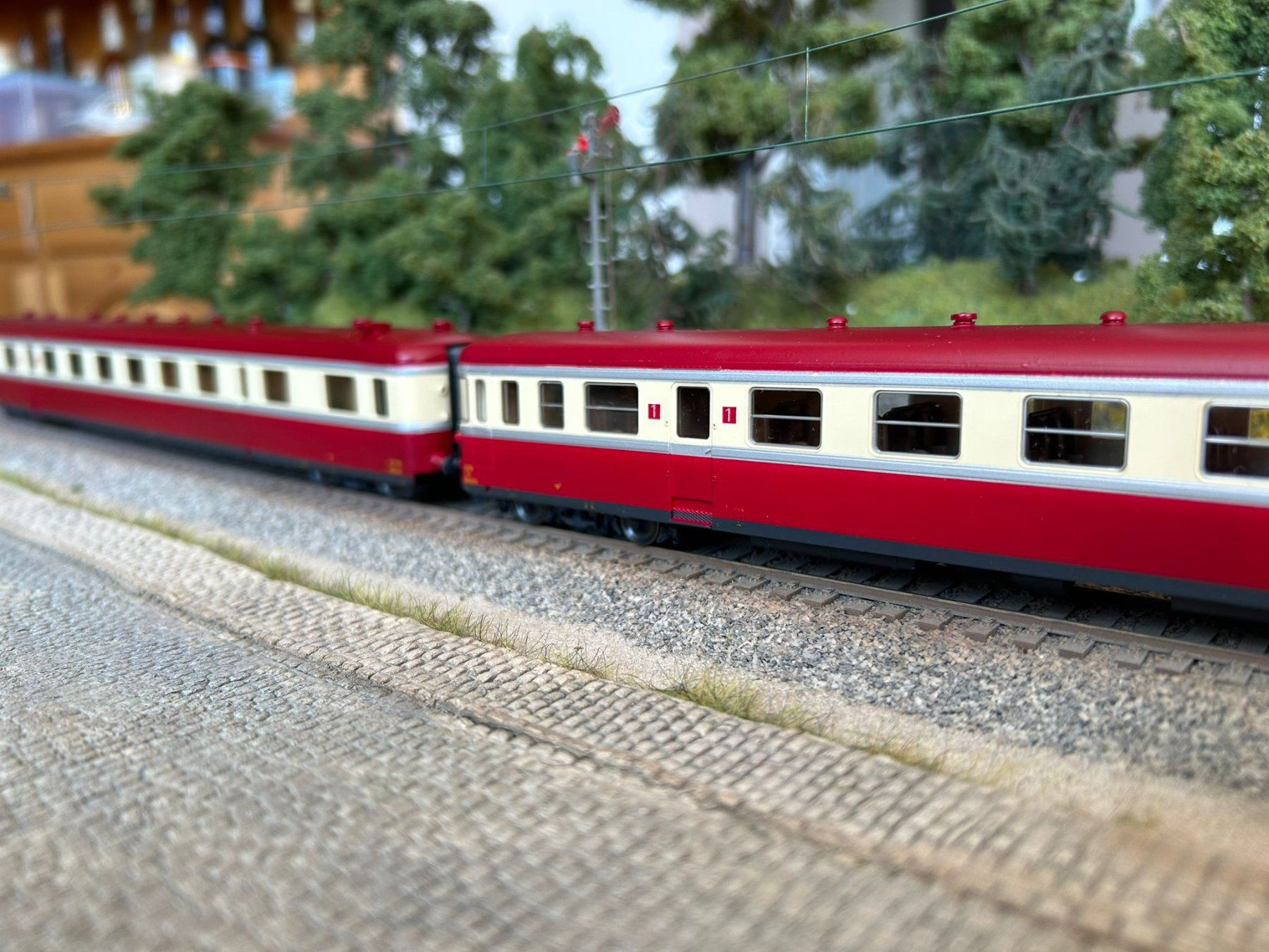 Roco Modelleisenbahnen: Roco 43033, SNCF RGP 1 TEE – Neu und originalverpackt aus Yverdon-les-Bains von far_cs8v 3