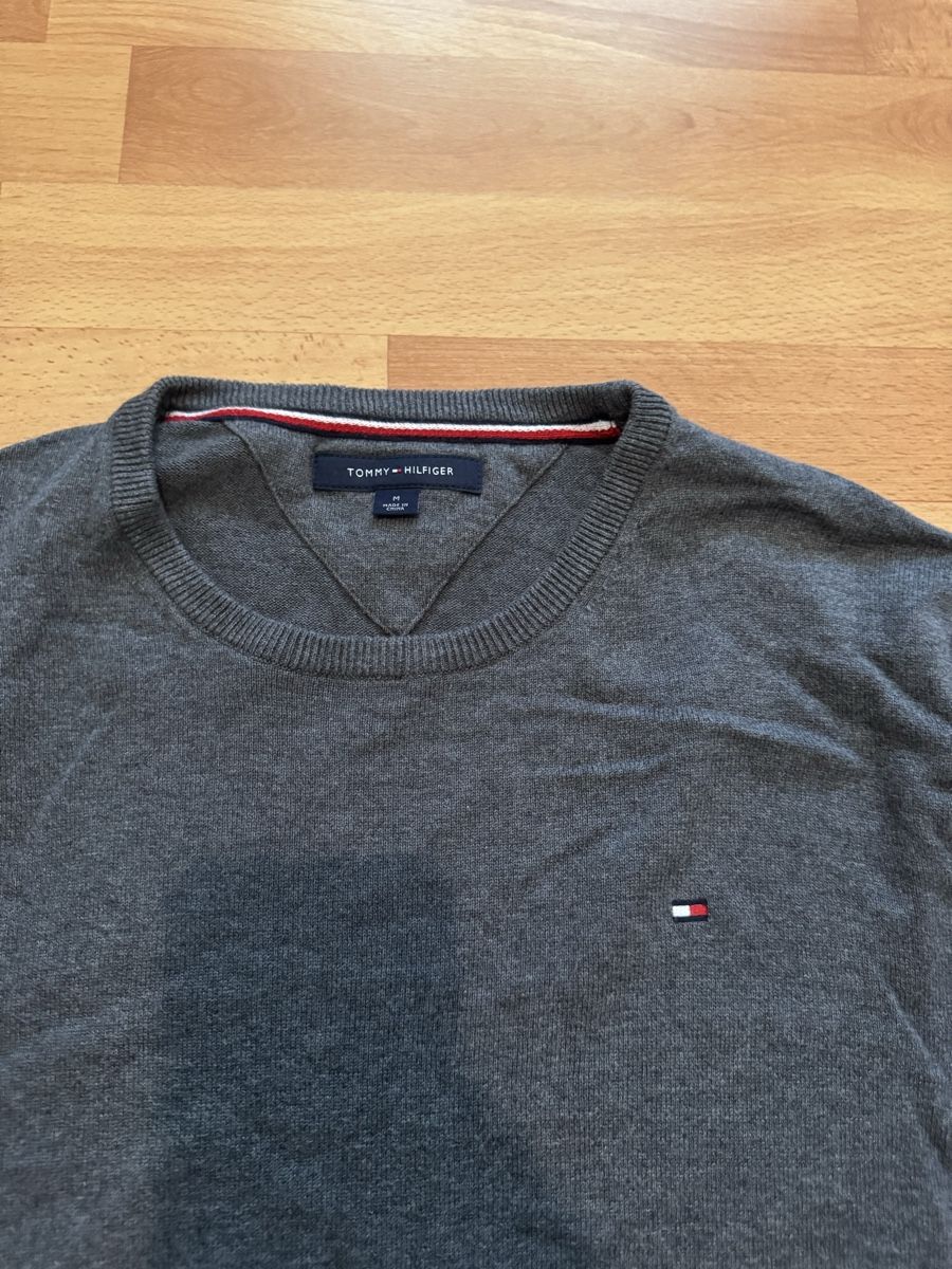 Tommy Hilfiger Maglioni & Felpe: Tommy Hilfiger Pullover grau Grösse M, neu – Nuovo e nell'imballaggio originale da Glis venduto da sportivo88 1