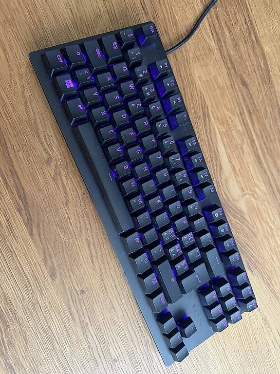Tastiere: Razer Huntsman V2 Tenkeyless – Usato da Bern venduto da lorin_19 2