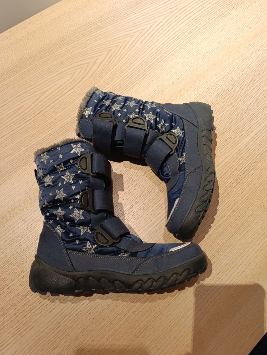 Schuhe für Jungen: Kinder Winter Stiefel Richter, Gr 36 – Gebraucht aus Zürich von VorlonShadow 2