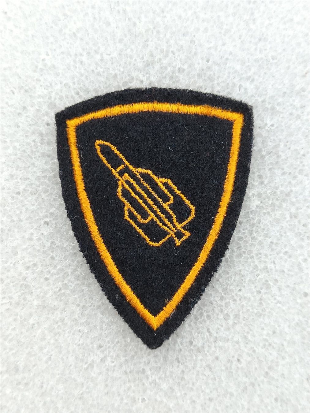 Placchette & Badge: Abzeichen Lenkwaffenschütze Ord. 1995 V4 – Usato da Bauma venduto da SwissMilitaria