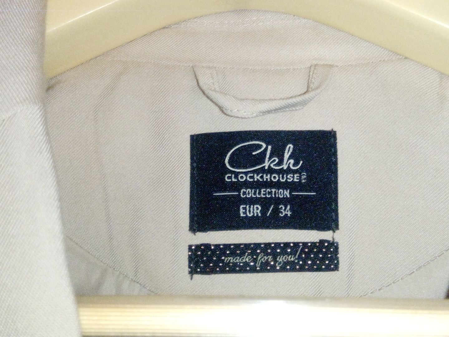 Giacche: Beiger Blazer Marke Glockhouse – Usato da Zürich venduto da Mitzi6 2
