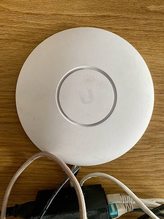 Ubiquiti Wlan: Unifee Access Point – Gebraucht aus St. Margrethen SG von lar_8z5g