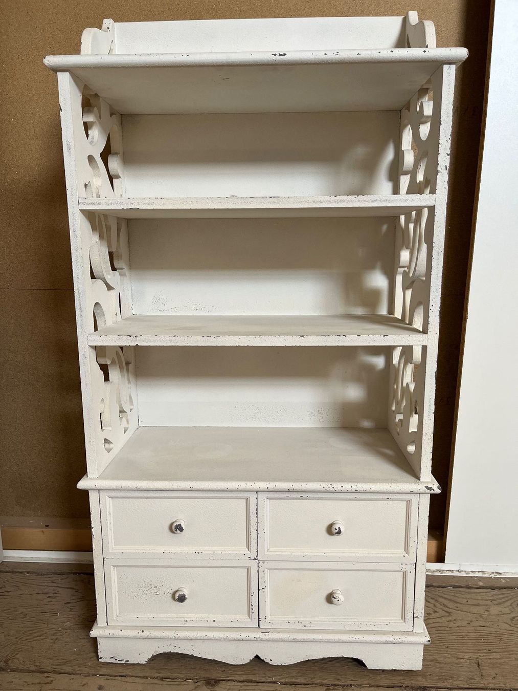 Scaffali: Wandregal mit Schubladen weiss Shabby Chic – Usato da Derendingen venduto da Sabine16