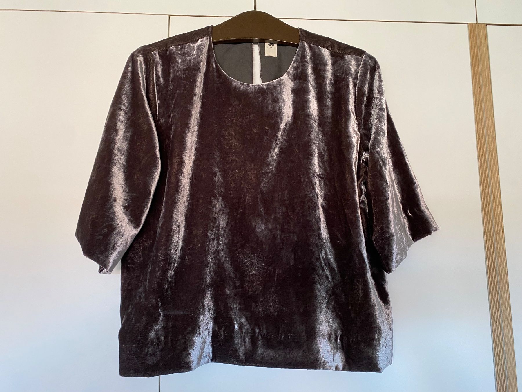 T-shirt: Oberteil von Tarzan – Usato da Basel venduto da E08