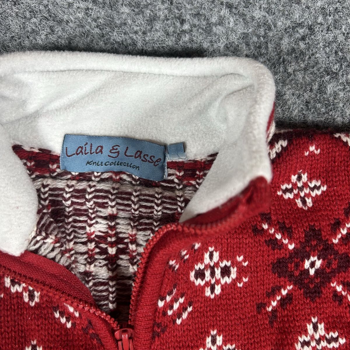 Maglioni & Felpe: Christmas knit mid zip – Usato da La Sagne NE venduto da Matlasape 2