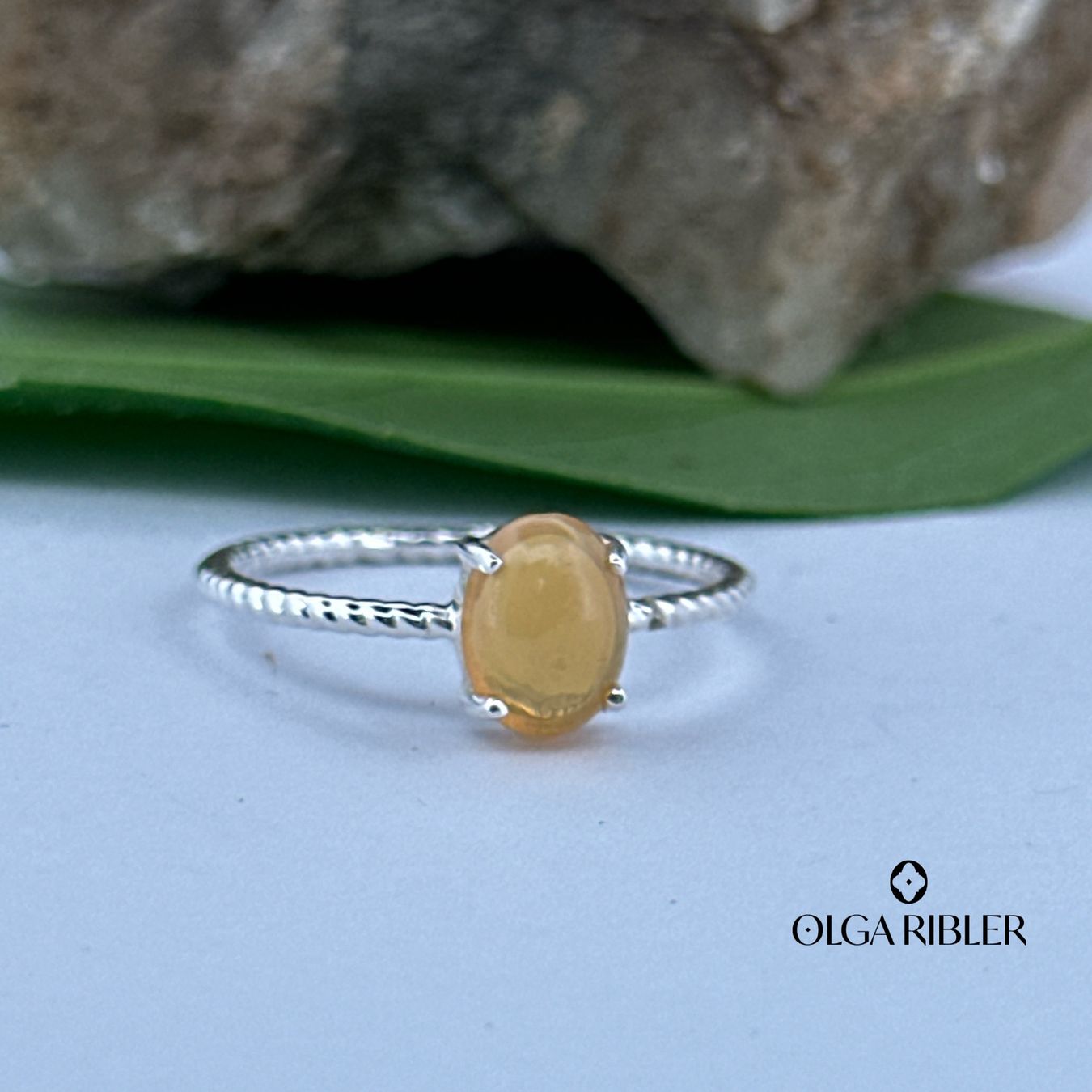 Olga Ribler Anelli: Silberring mit Opal, Gr. 56.5 – Nuovo (secondo la descrizione) da Luzern venduto da MonikaS03 4