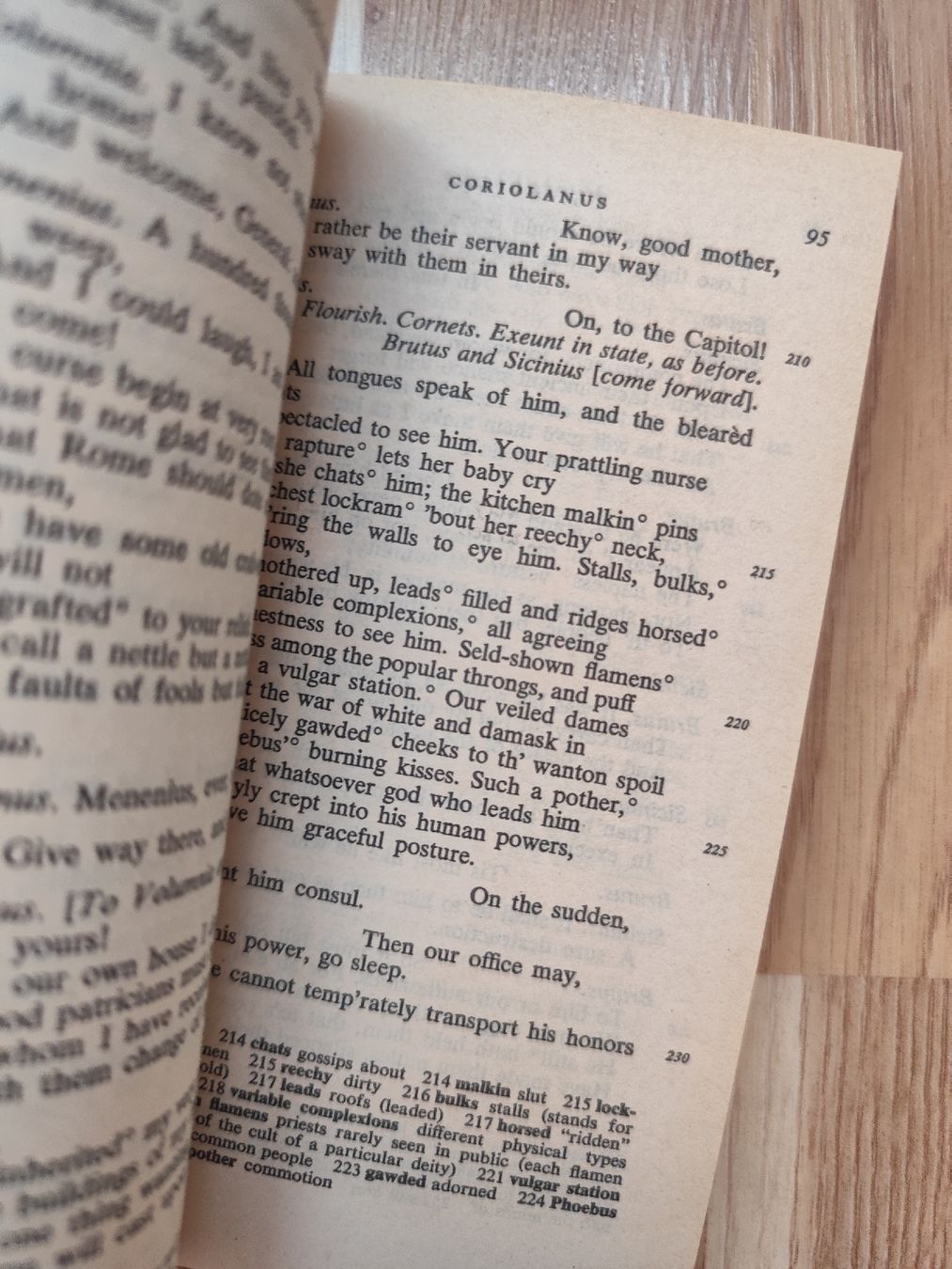 Libri: Shakespeare Coriolanus Signet Classic Paperback Used – Usato da Mägenwil venduto da VintageGirly 3