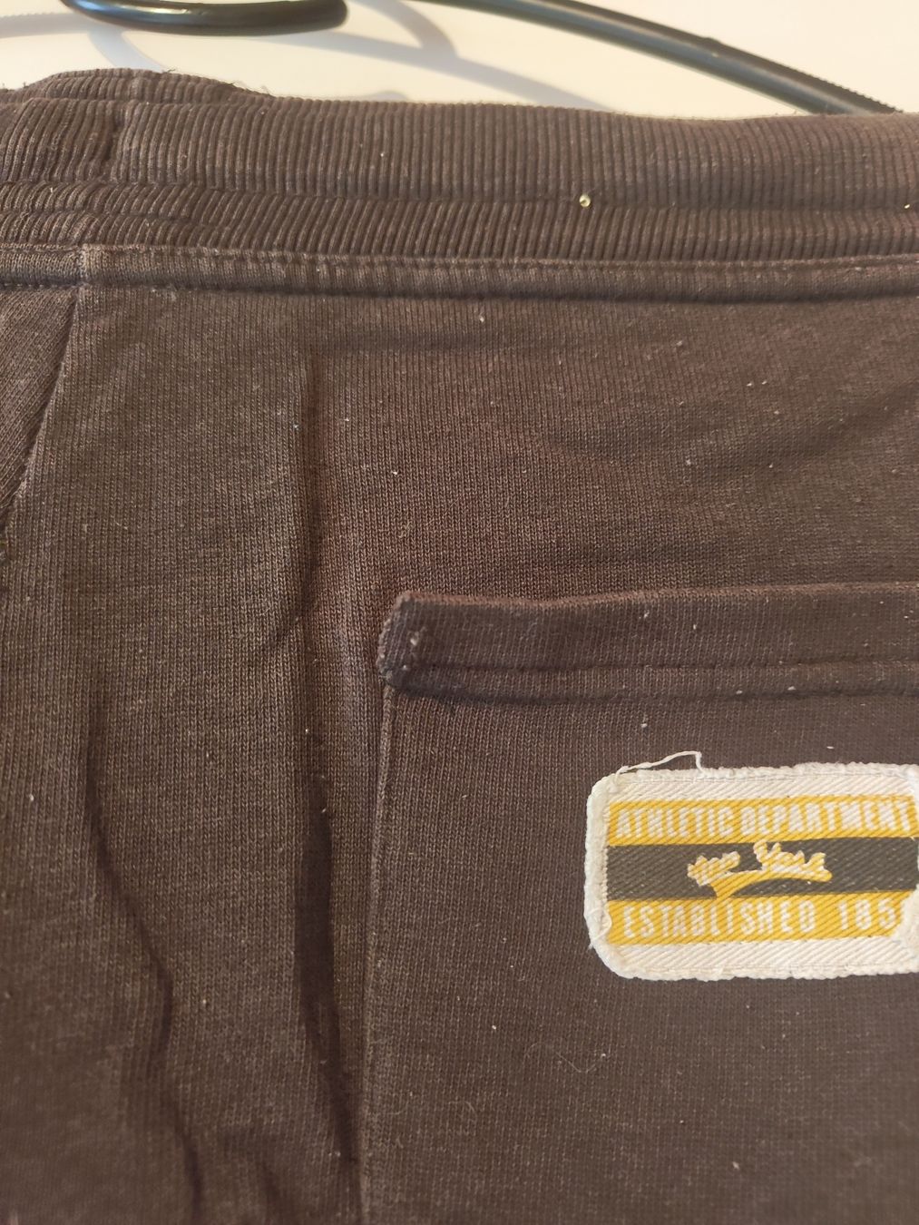 Pantaloni: Hose / Trainerhose / Jogginghose / Grösse M / braun – Usato da Schänis venduto da Second_Life_ 3