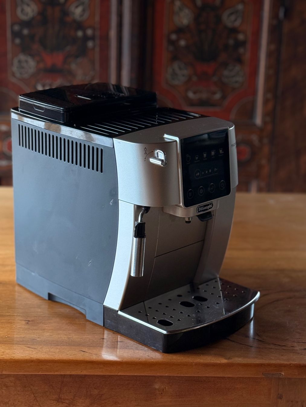 De'Longhi Kaffeemaschinen & Espressomaschinen: Kaffeemaschine DeLonghi Magnifica Start – Gebraucht aus Zürich von El-Ga 2