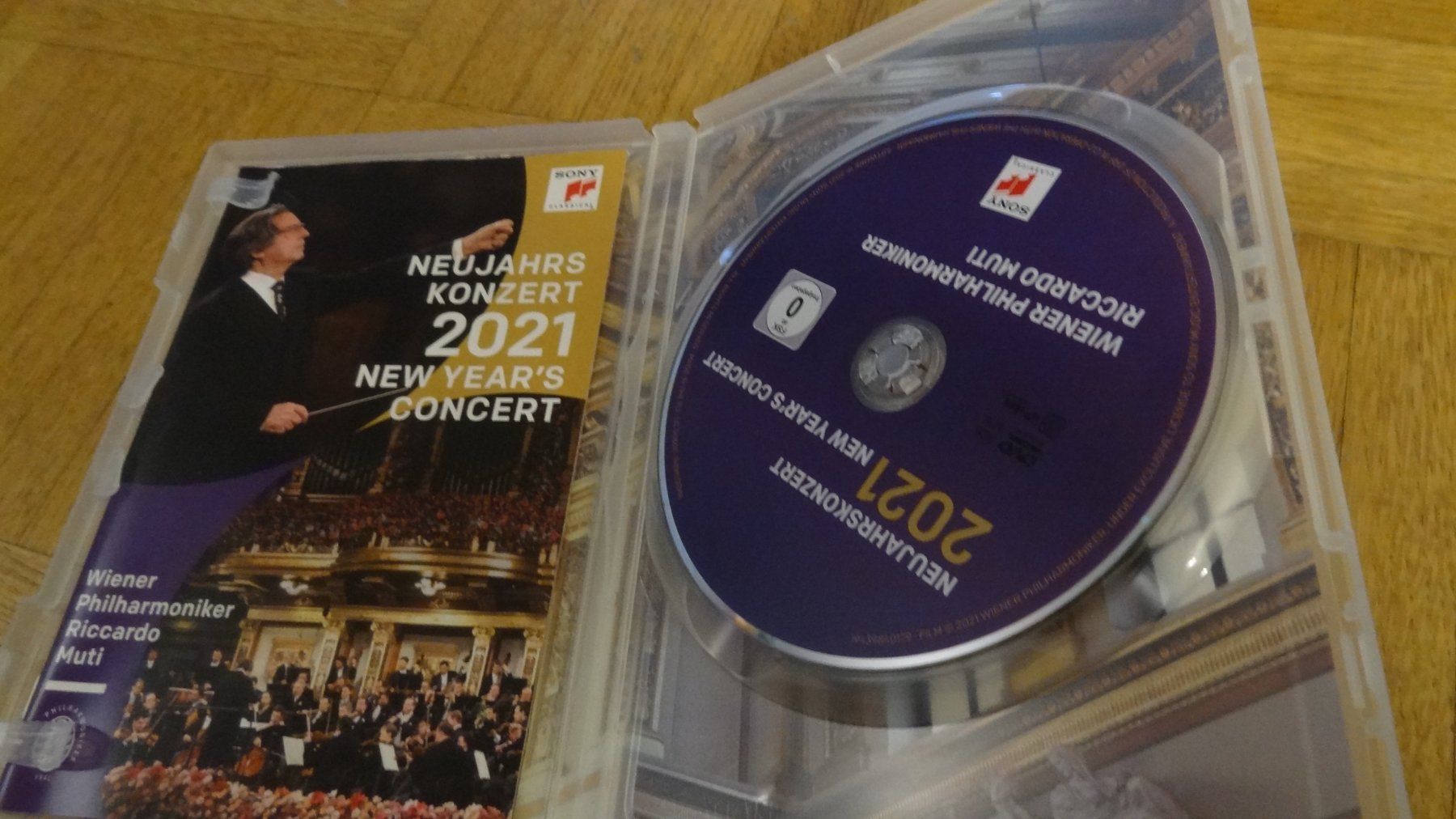 Alle DVDs: Neujahrskonzert 2021 DVD – Gebraucht aus Olten von Disc-Ausverkauf 1