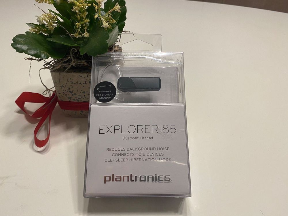 Plantronics explorer discount 85 bluetooth headset