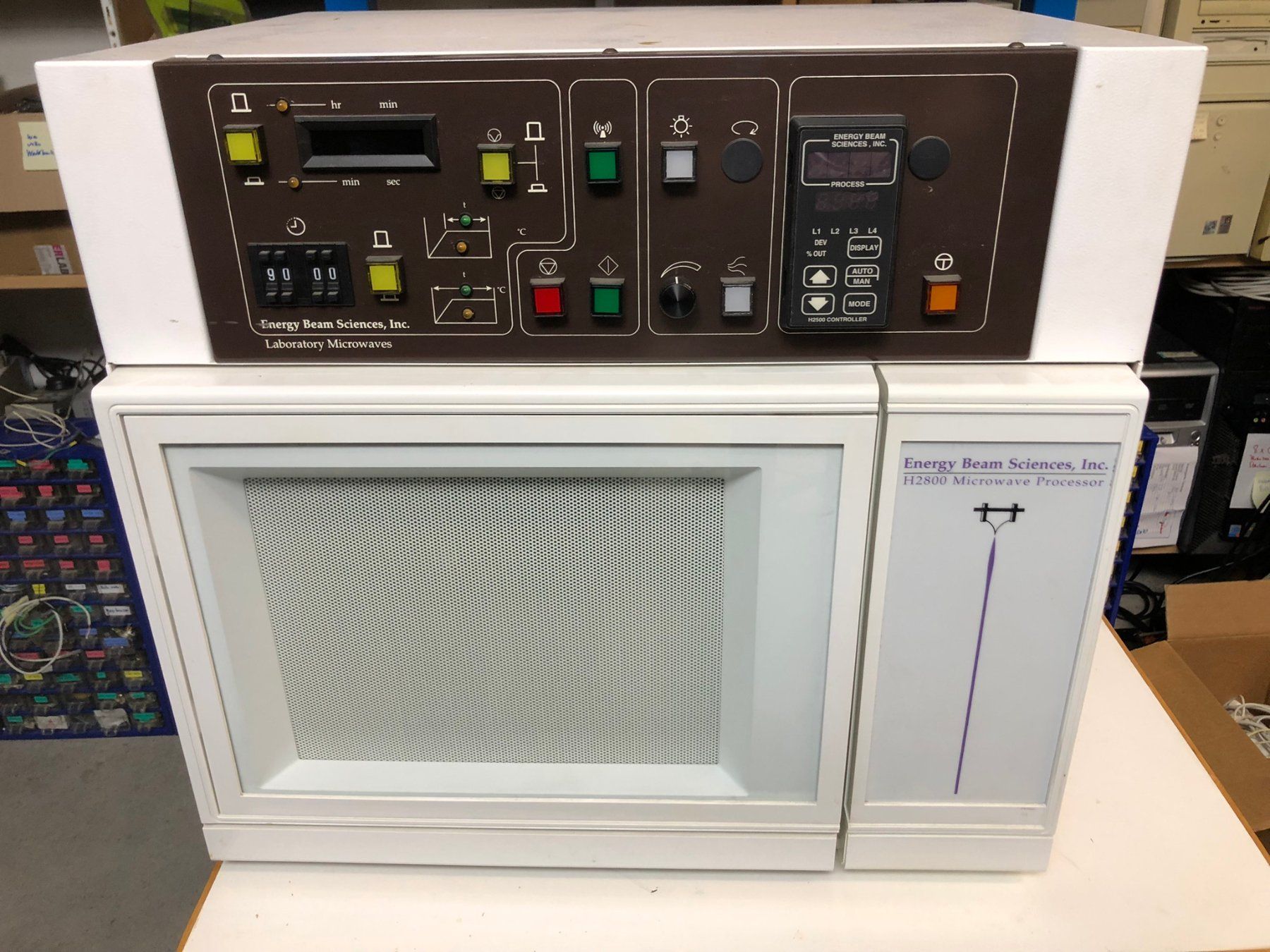 Alle Maschinen: Industrieller Mikrowellenofen / Microwave Processor – Gebraucht aus Hinterkappelen von atomschnee