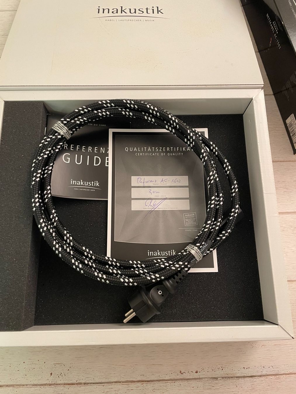 Inakustik Cavi: INAKUSTIK-REFERENZ-NETZKABEL AC -1502 3m – Nuovo e nell'imballaggio originale da Luzern venduto da wnif 4