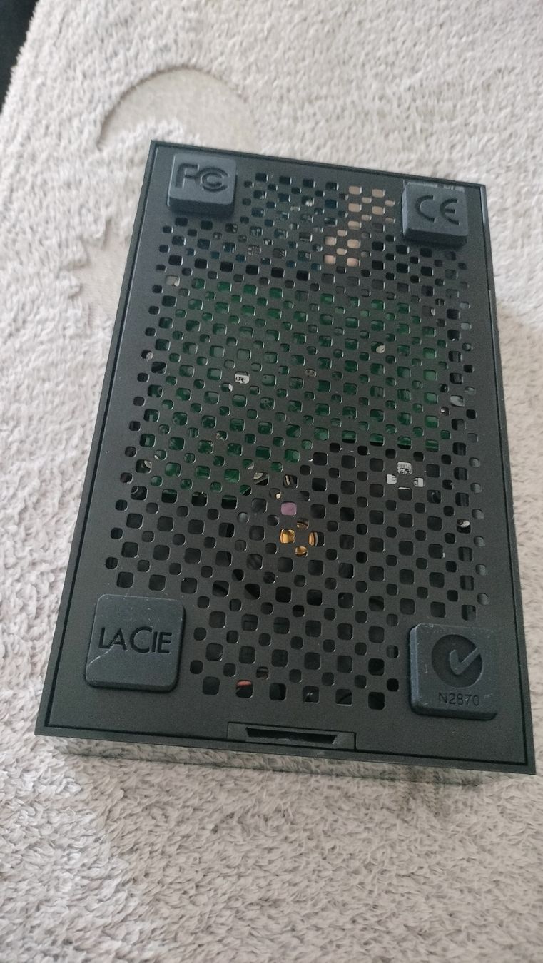 Lacie Dischi rigidi: LaCie Externe Festplatte 1 TB – Usato da Gossau SG venduto da Wertiger79 3
