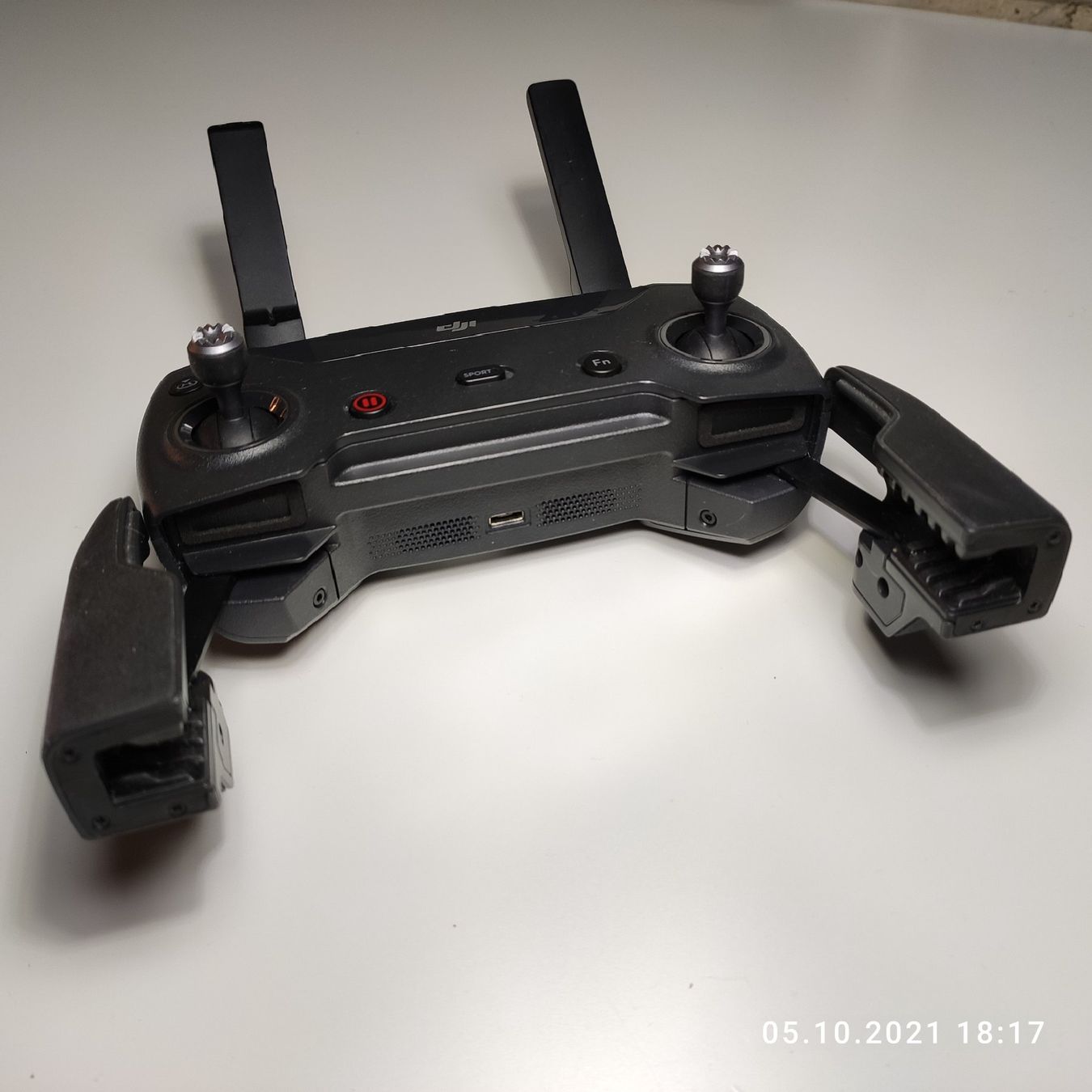DJI Modellismo RC: DJI SPARK Controller (Tiptoper Zustand/Original!) – Usato da Zürich venduto da Biedermann23 2