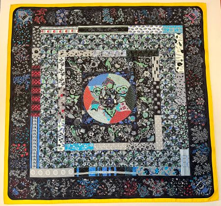Superbe foulard HERMES-Paris "Piqué fleuri de Provence” 2013
