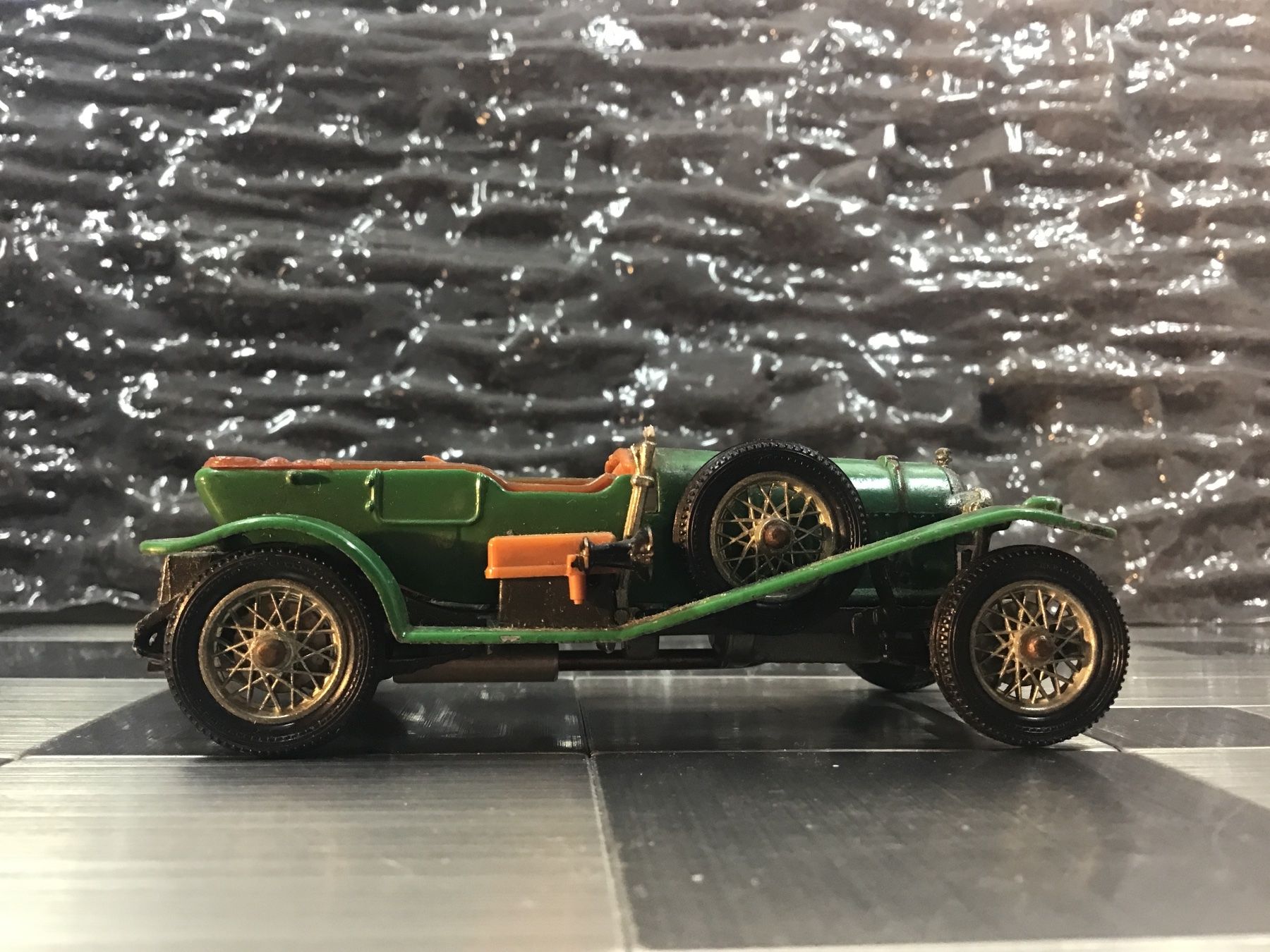 Corgi Toys Modellini d'auto: CORGI CLASSICS 1927 BENTLEY LE MANS 1:43 – Usato da Männedorf venduto da Spezial-Modelle 2
