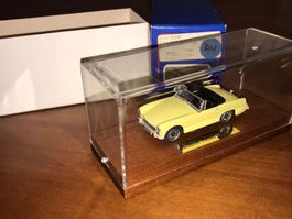 Austin Healey Sprite MK2 1/43 no Minichamps