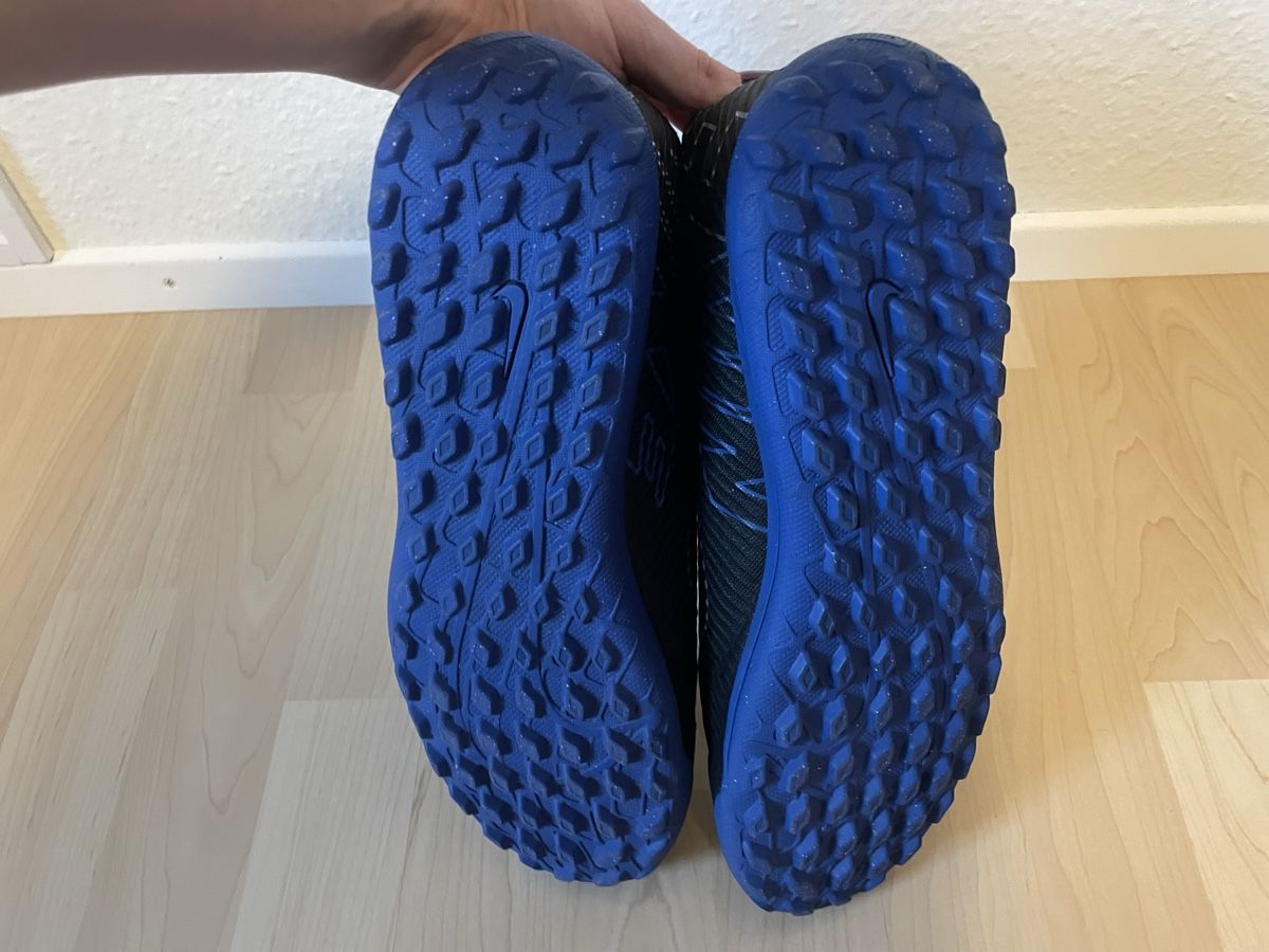 Nike Scarpe da uomo: Nike Schuhe Grösse 46 – Usato da Uster venduto da livs_ 2