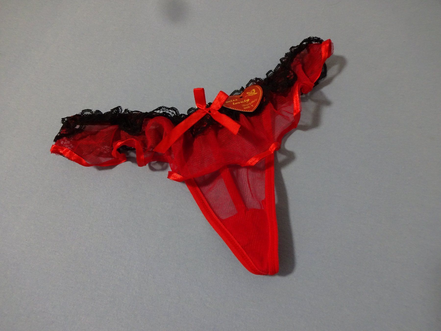 Autres dessous: Schöner String/Miss Lovely – Neuf (Voir description) à Rothrist par Mistery1