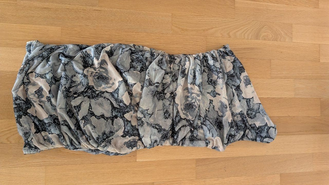 Vestiti: elegantes Kleid mit Blumenmuster, Gr. S – Usato da Au SG venduto da and_cra 1