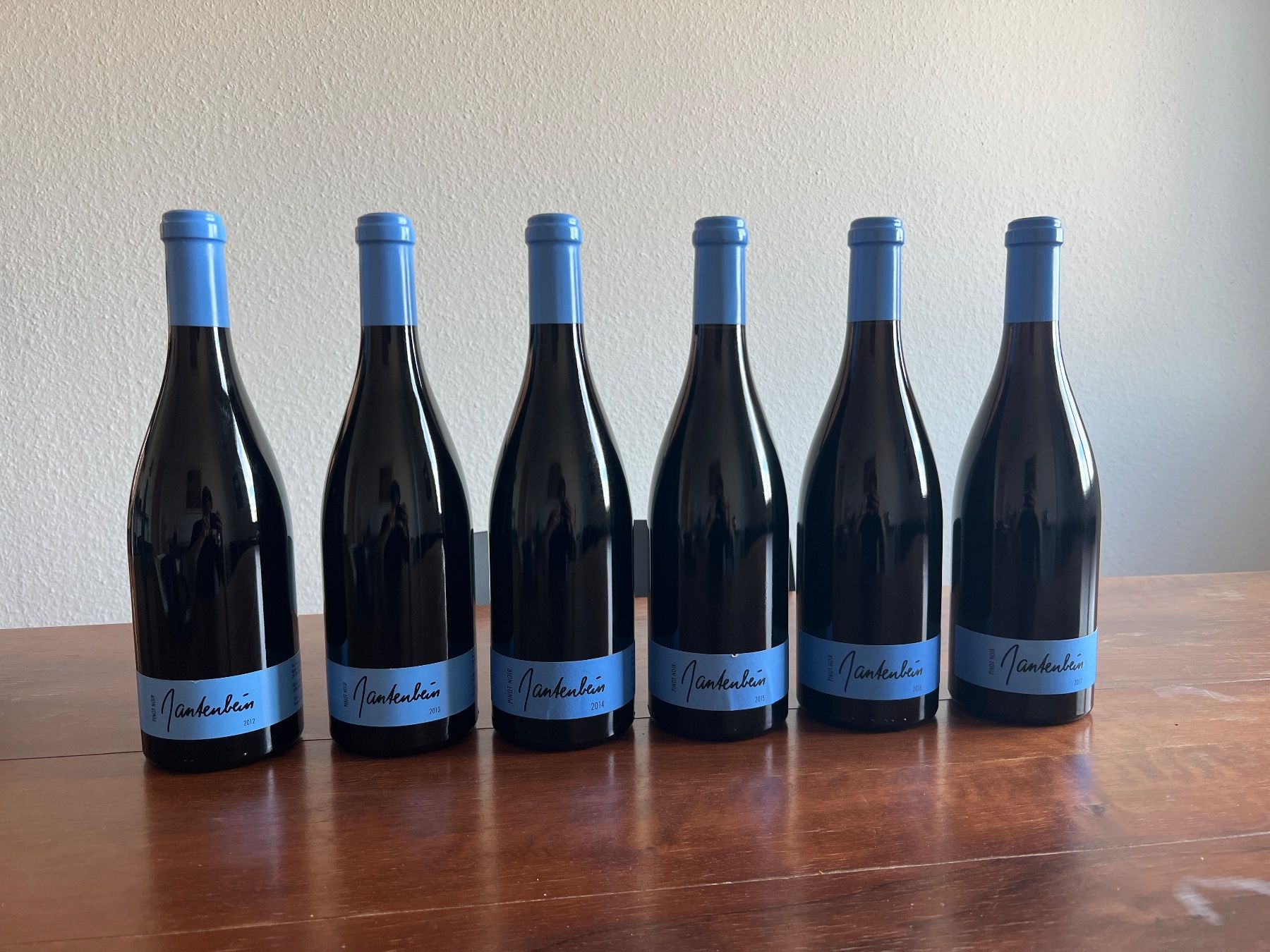 Wein: Gantenbein Pinot Noir 2012 bis 2017 – Neu (gemäss Beschreibung) aus Chur von mic_2bpw