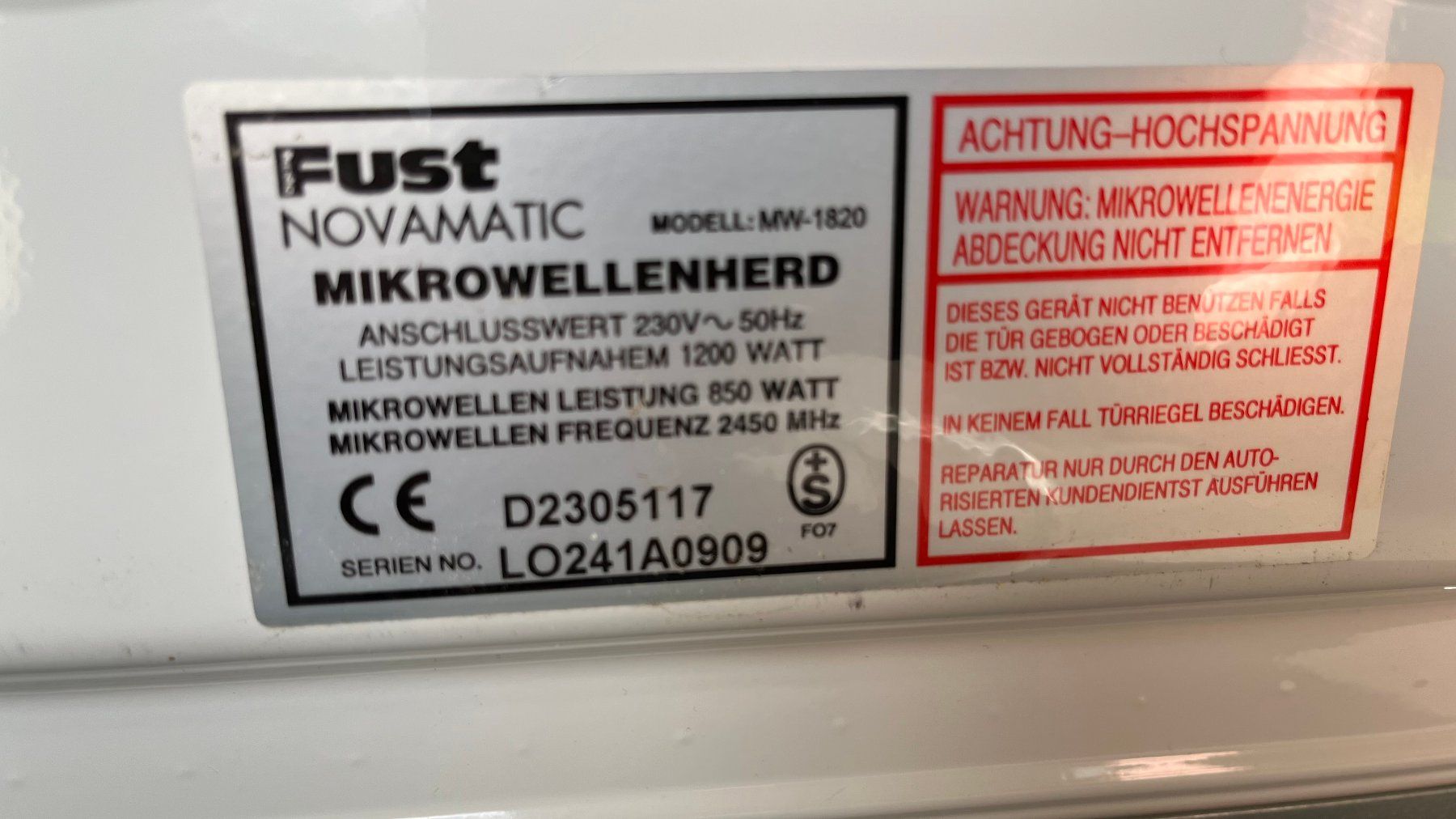 Fust Appareils de cuisine: Mikrowellennofen – D'occasion à Riggisberg par Bonchurch 1