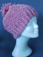 Handarbeit Wintermütze, rosa, mit Bommel, Selbstgestrick