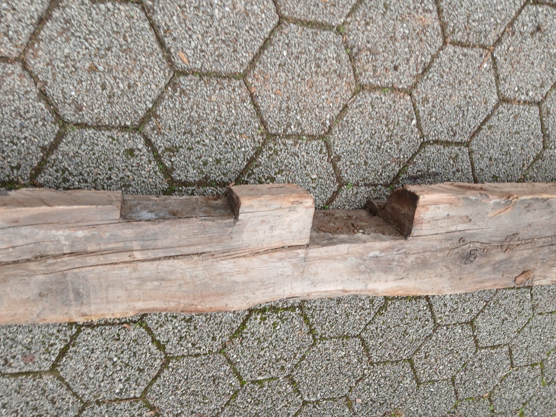 Articoli in legno: Altholzbalken Lärche – Usato da Zuchwil venduto da pedu79 1