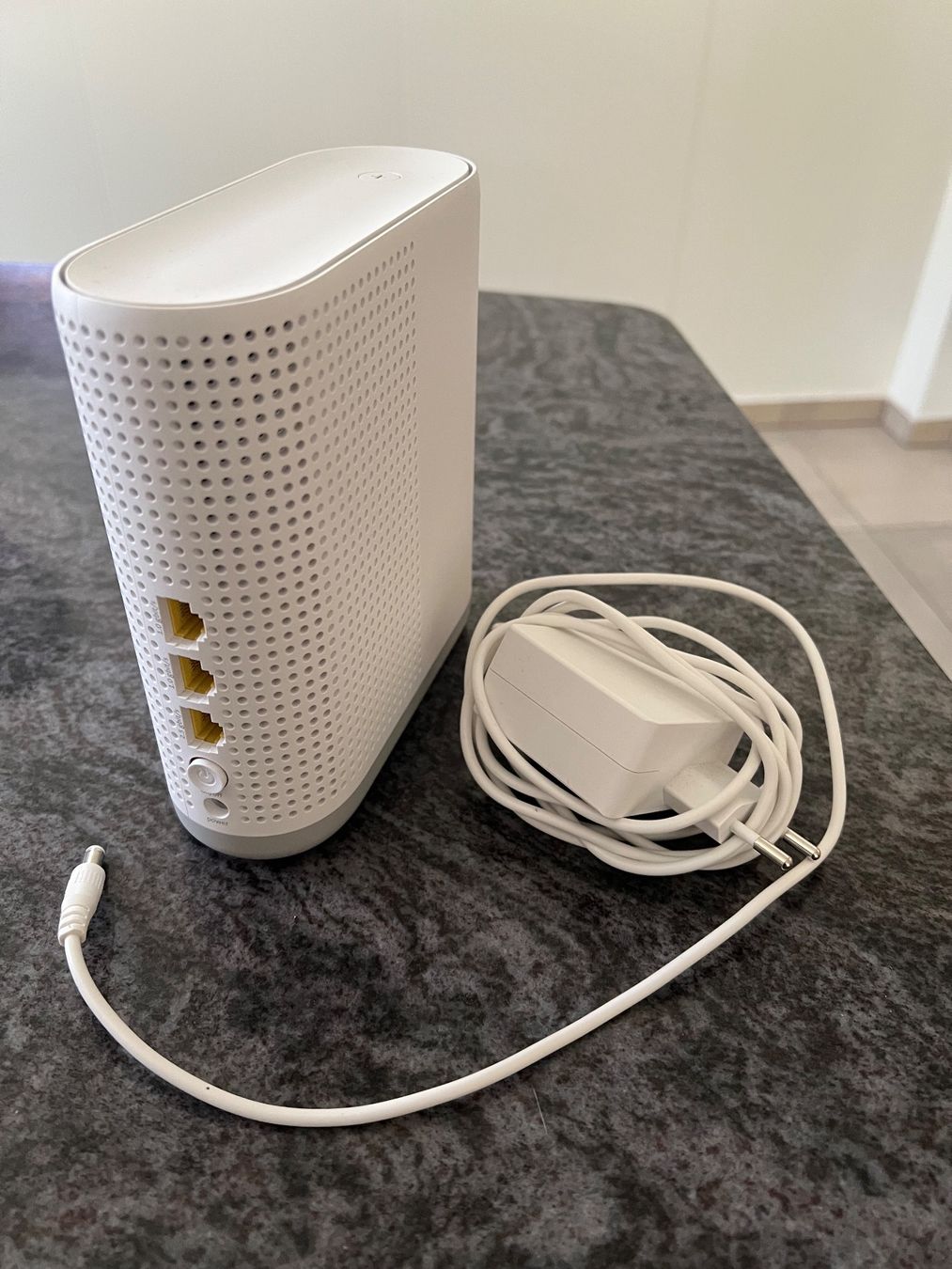 Amplificatori: WLAN-Box 3 Swisscom – Usato da Münchenbuchsee venduto da dani1113