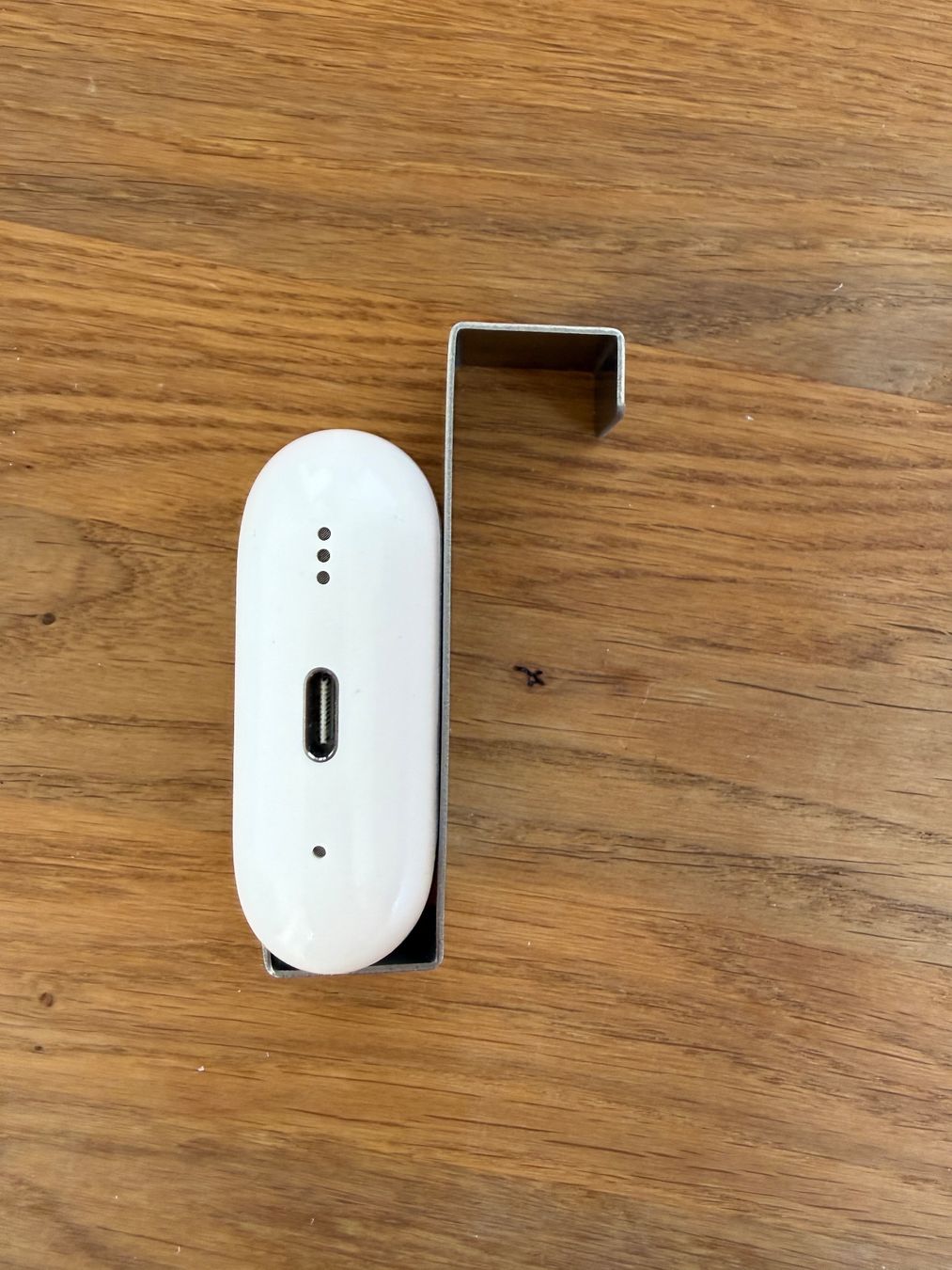 Apple Cuffie: APPLE AirPods Pro 2 Charging Case – Usato da Lausanne venduto da Nine1982 8