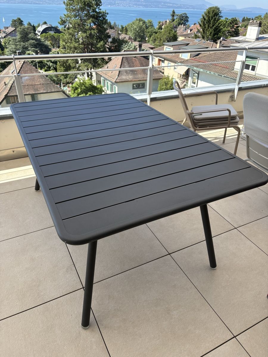 Tische: Table Fermob Luxembourg  – Gebraucht aus Pully von Kingarthur5