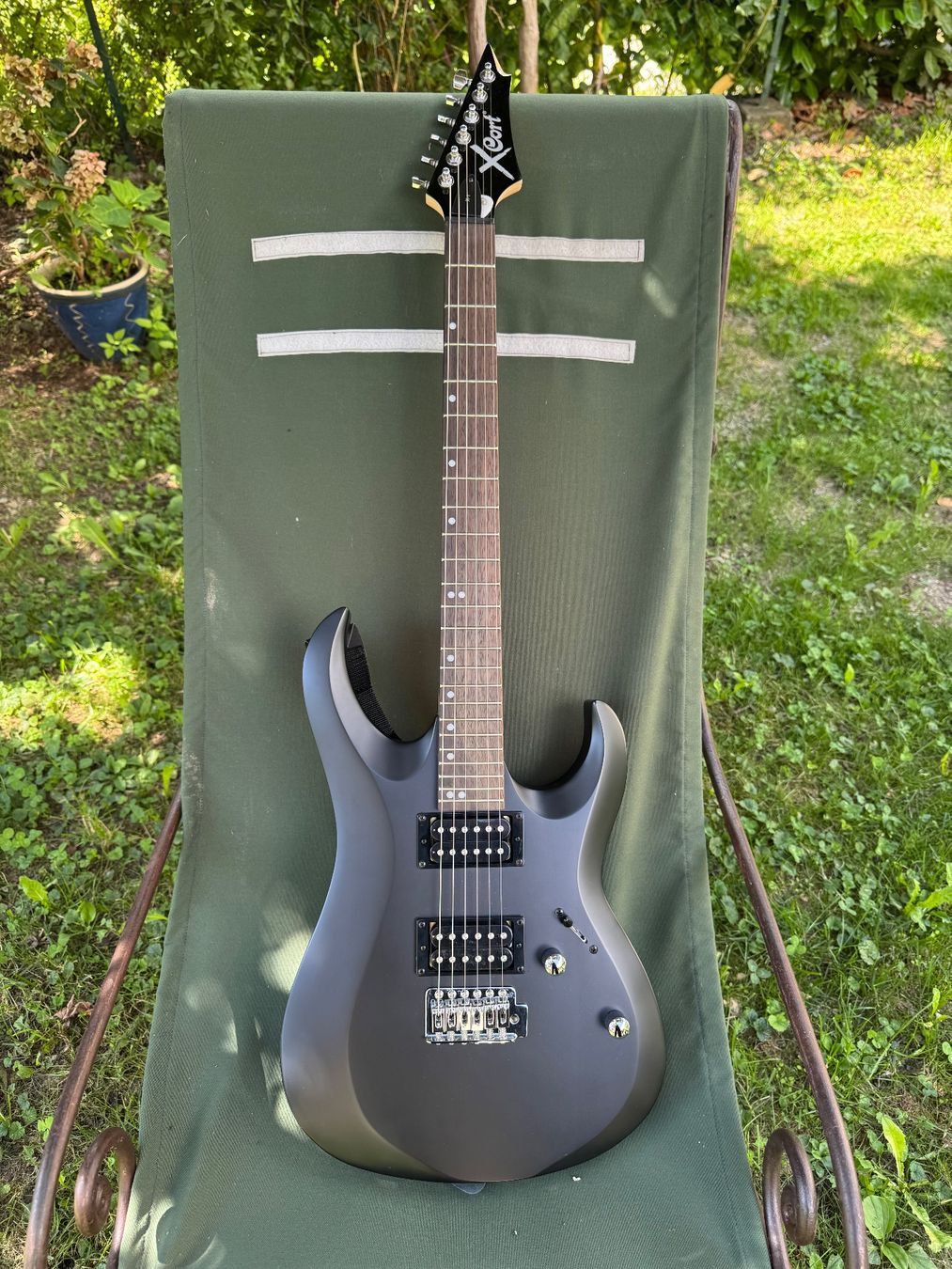 Cort Strumenti musicali: Electric guitar and amplifier Cort – Usato da Lumino venduto da mar_9pn2