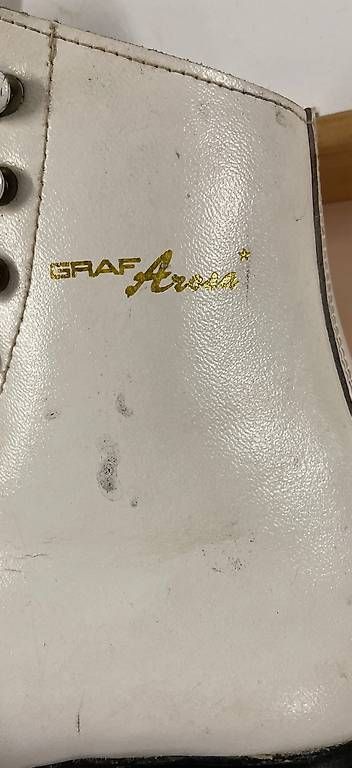 Schlittschuhe: Schlittschuhe Mädchen Gr. 37 – Gebraucht aus Stettfurt von soeins 1
