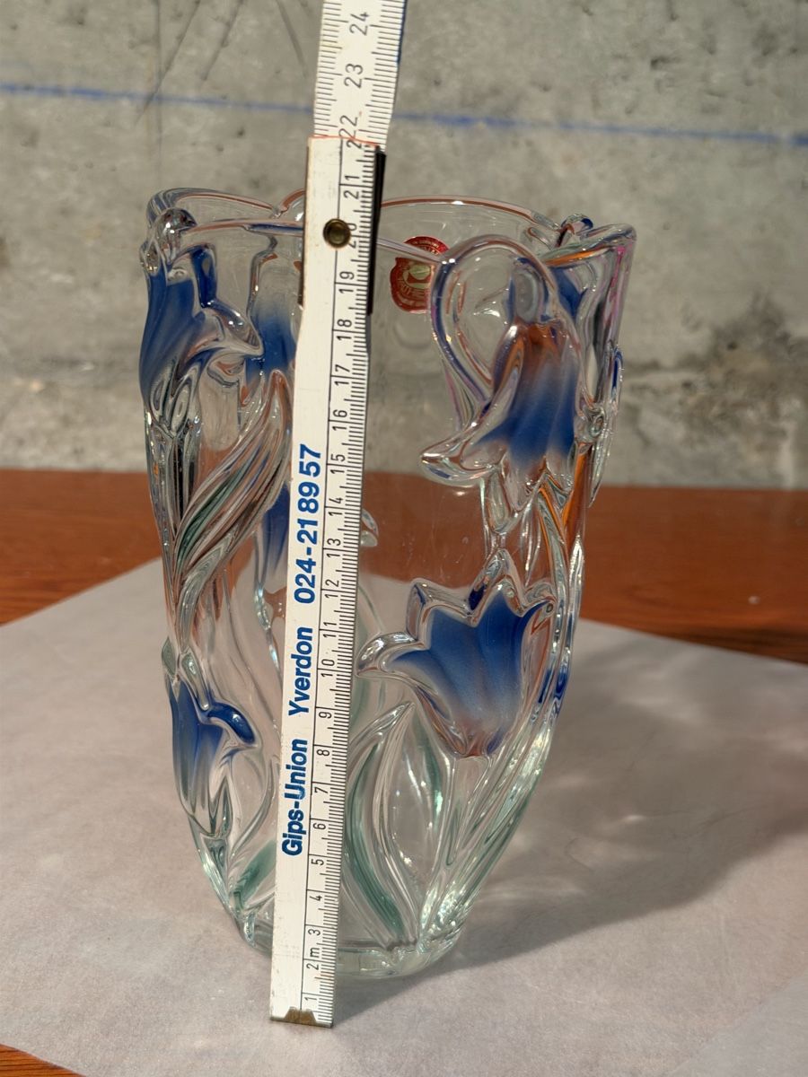 Vasi & Recipienti: Mikasa Bluebells crystal vase – Usato da Lausanne venduto da vas_mbk2 7
