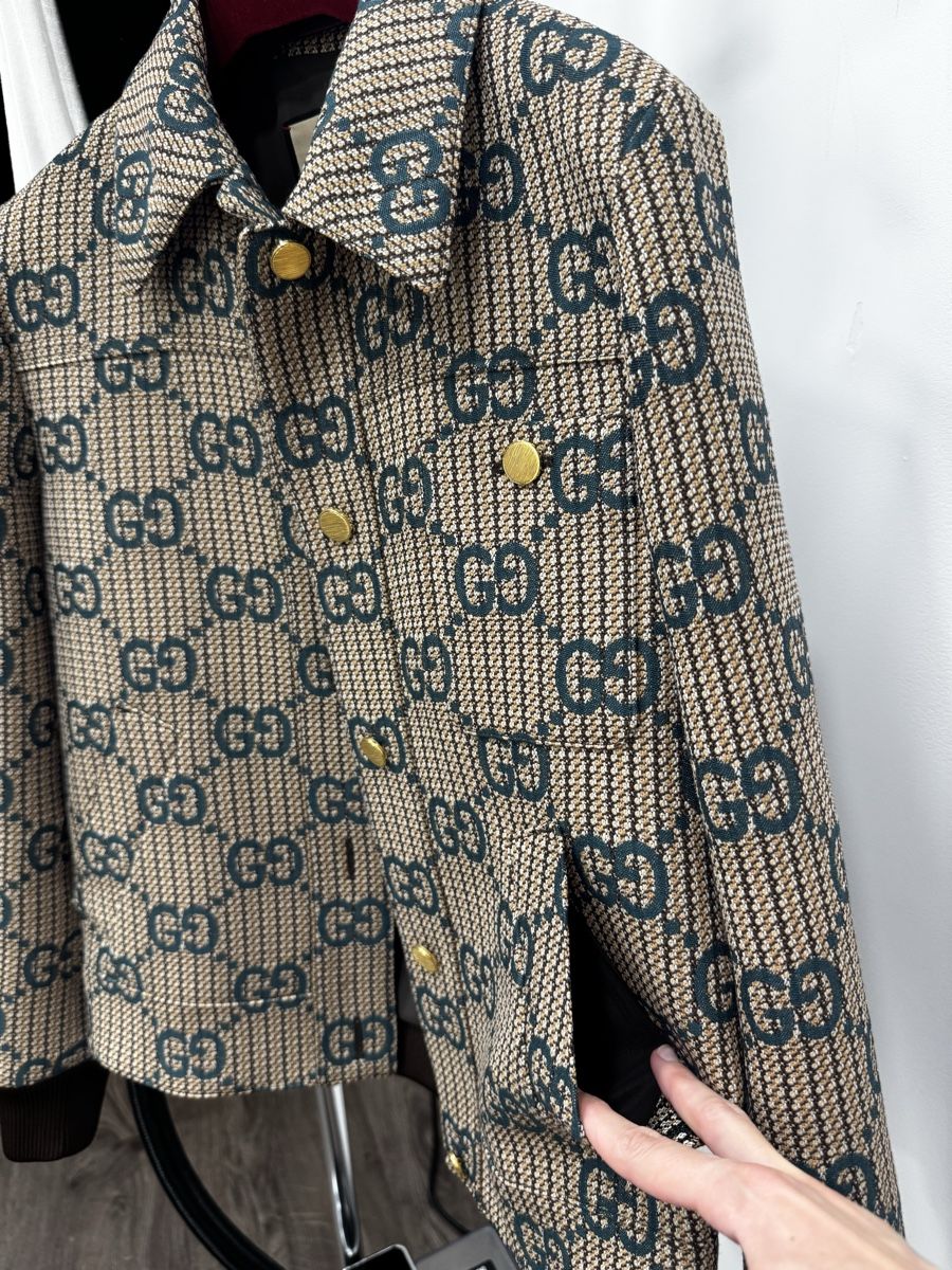 Gucci Vestes: Gucci Jacket GG Monogram Beige Size it 38 New – Neuf (Voir description) à Thonex par Lux_brands01 8