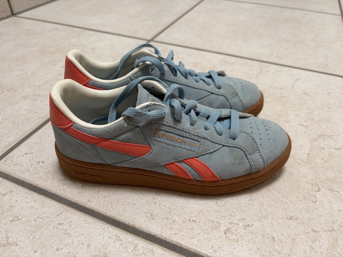 Reebok Scarpe da donna: Reebok Club C Bleu T37 – Usato da Biel/Bienne venduto da lisalrh