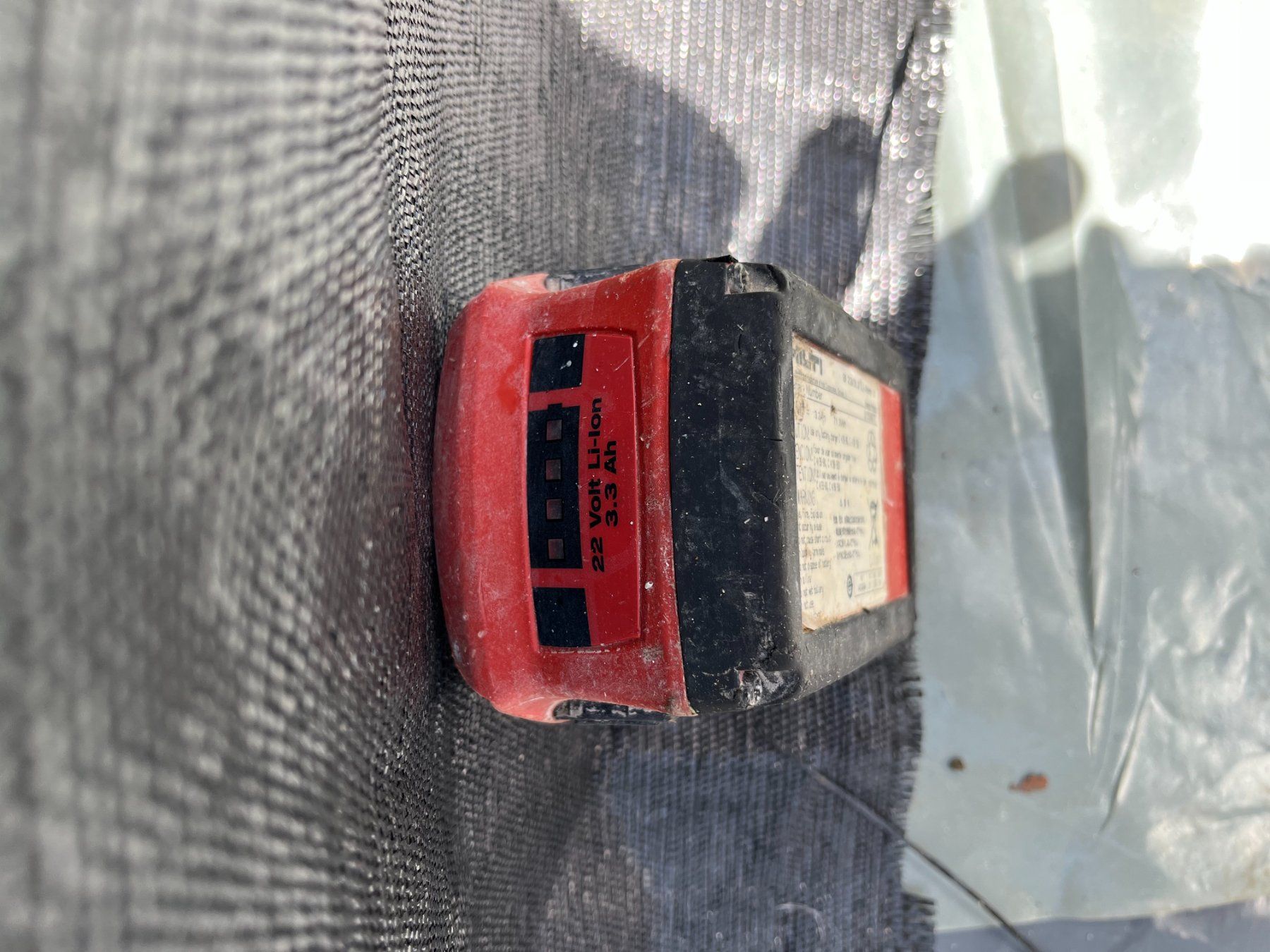 Hilti Batterie: HILTI Batterie 22 Volt – Usato da Rorschach venduto da St.Galler01 1