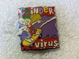 Ansteckpin 229: Chinder Virus