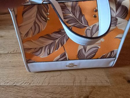 Handtasche