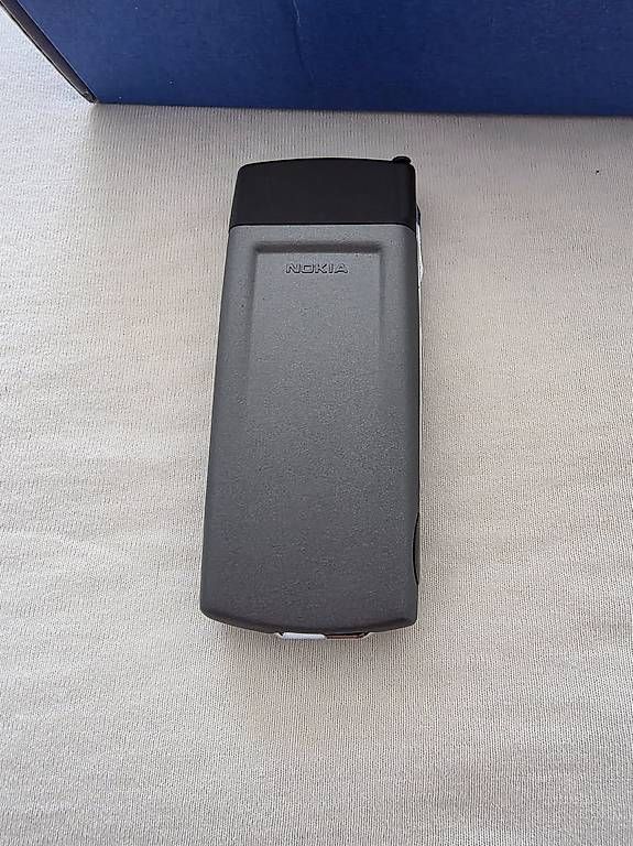 Nokia Portables: Nokia 8210 – D'occasion à Kloten par Svic 3