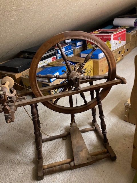Rouets anciens: Spinnrad mit Hanfständer – D'occasion à Rumlikon par musch29