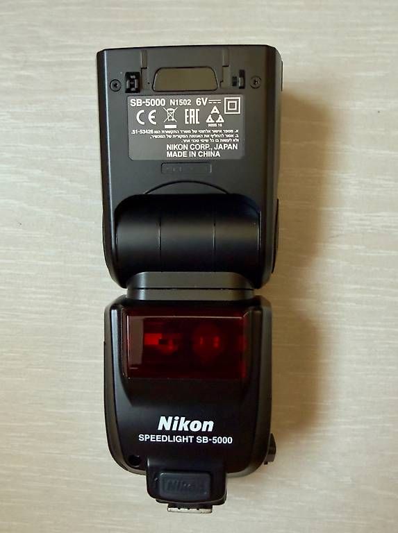 Nikon Flashs: Blitzgerät Nikon SB5000 – D'occasion à Giubiasco par SandroWeb 1