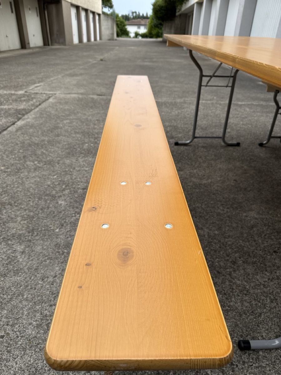 Set de table et chaises: COCON Festbankgarnitur Rohfuss – Neuf (Voir description) à Effretikon par a.husejni01 2