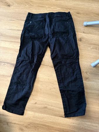 Damen Hose schwarz Grösse 36 guter Zustand