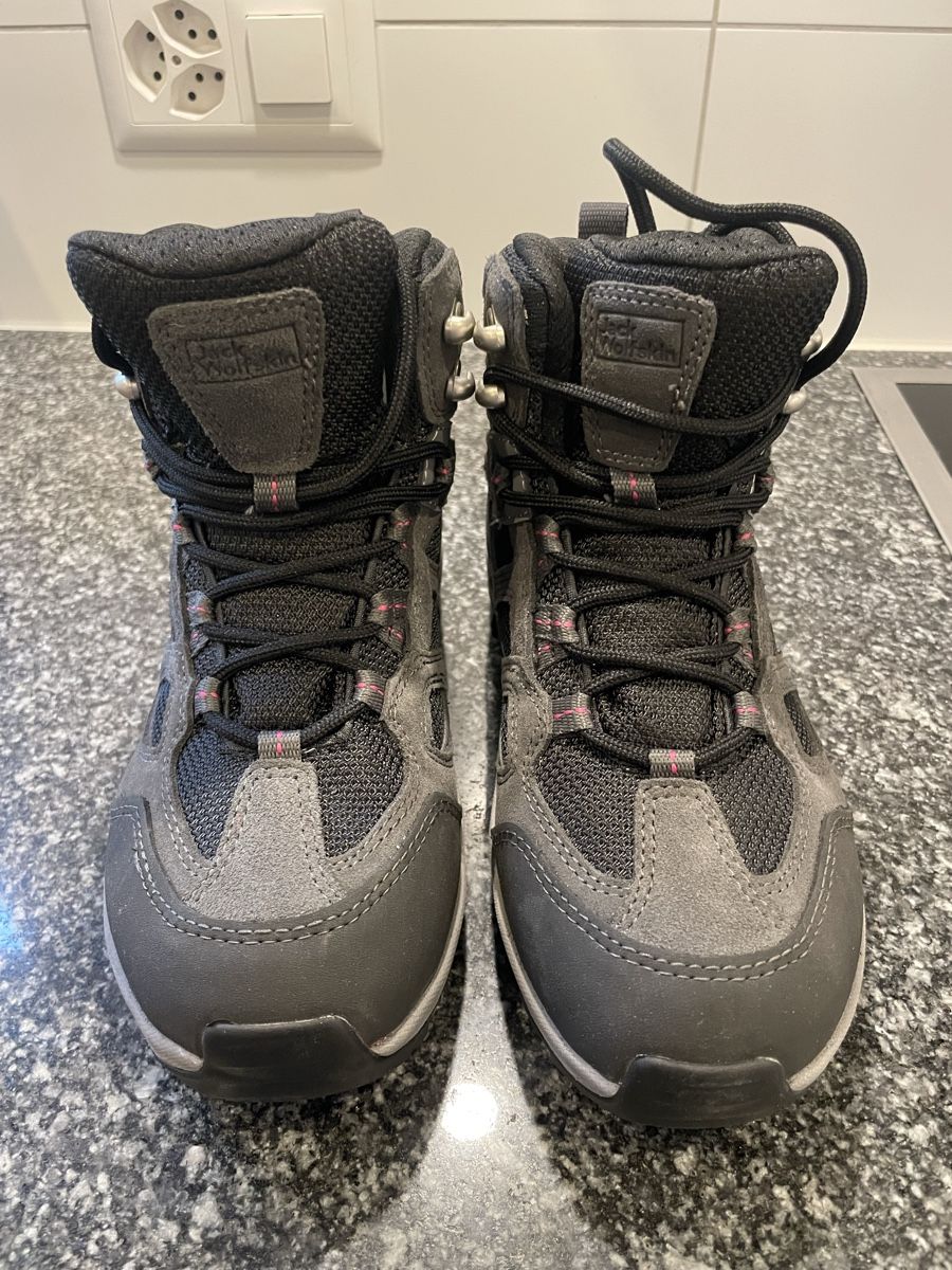 Jack Wolfskin Scarpe per ragazze: neue wanderschuhe von jack wolfskin gr. 36 – Nuovo (secondo la descrizione) da Recherswil venduto da grafics 3