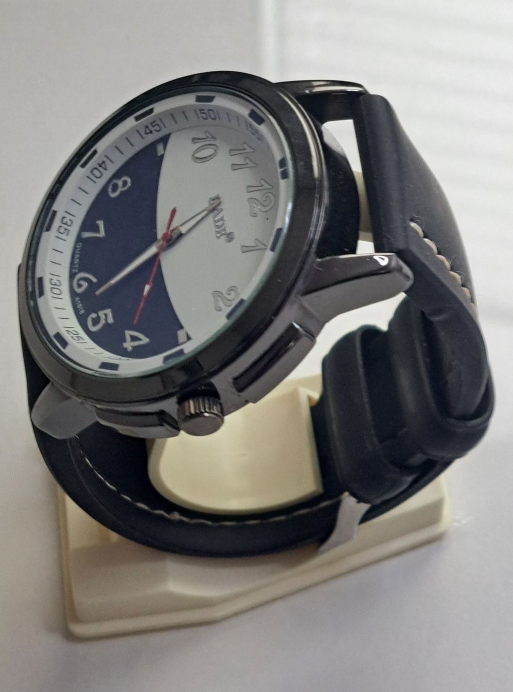 Orologi: elegante Modeuhr blau / weiss – Nuovo (secondo la descrizione) da Oftringen venduto da Second-Hand-Uhren 2
