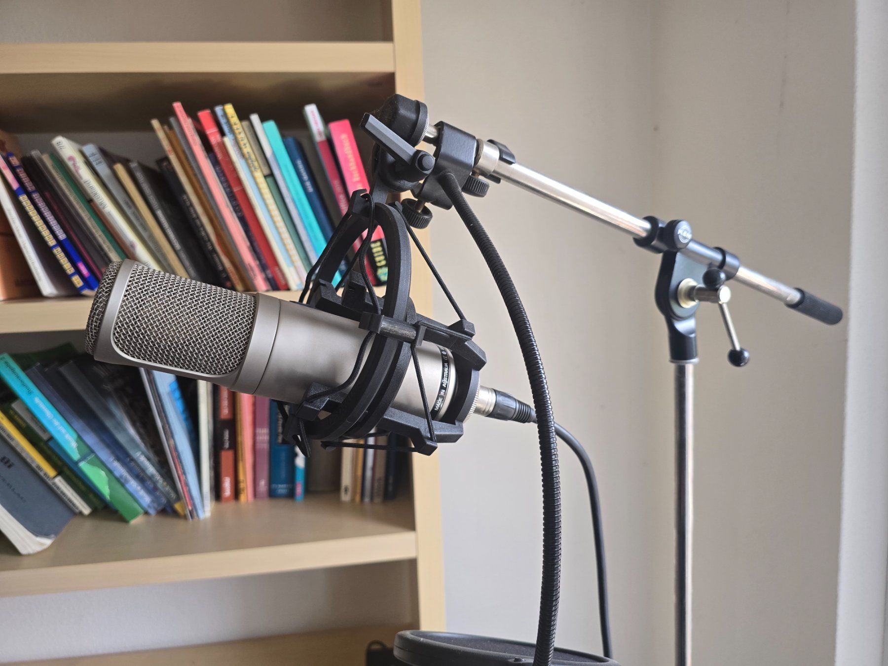Røde Microfoni: Rode K2 Studio Mikrofon Set - Top Zustand. Inkl. Ständer. – Usato da Zug venduto da musikundtechnik