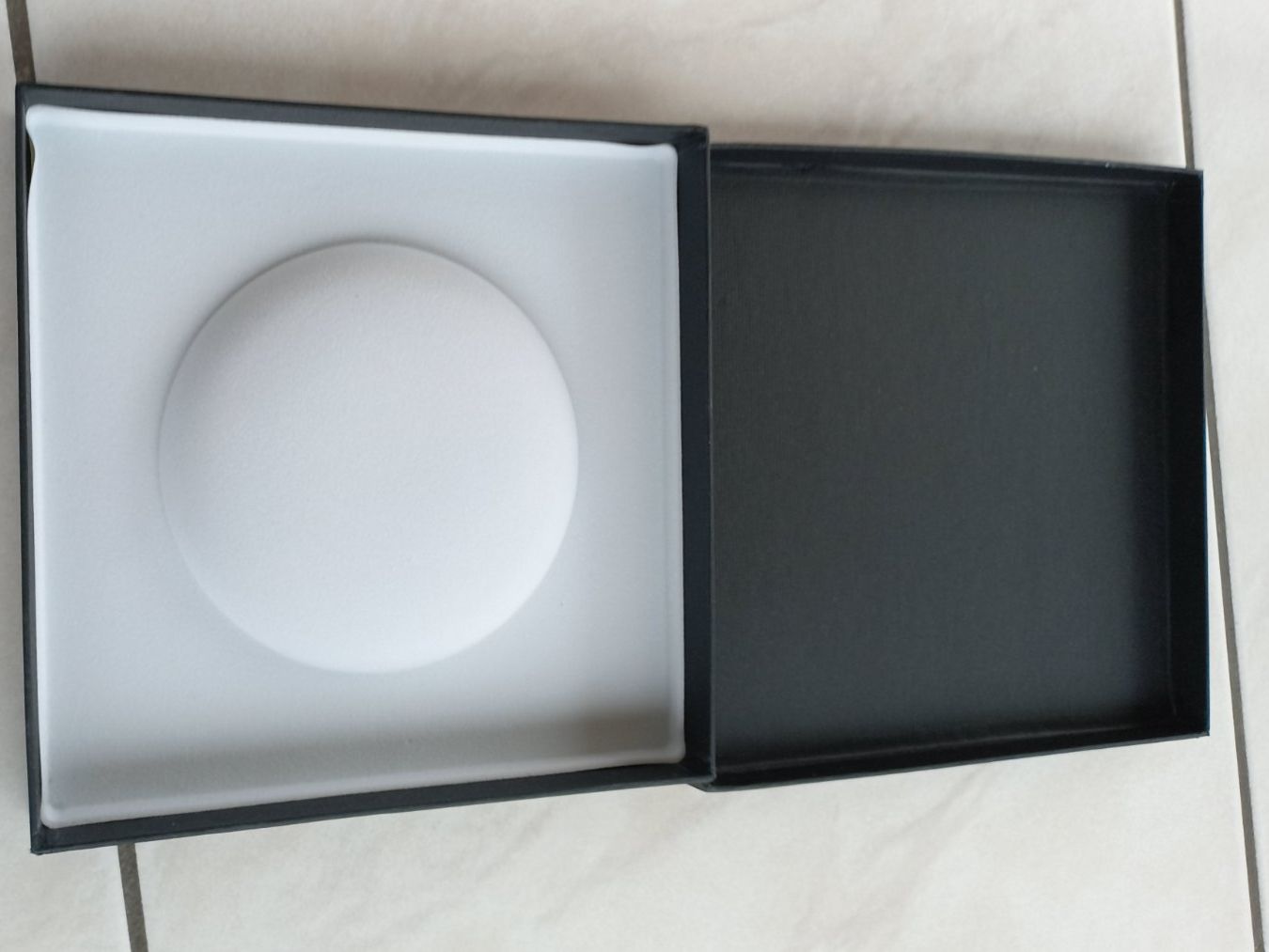 Altro in Decorazioni & Accessori: Edle Geschenkbox für Halsband – Nuovo (secondo la descrizione) da Winistorf venduto da acreativ2